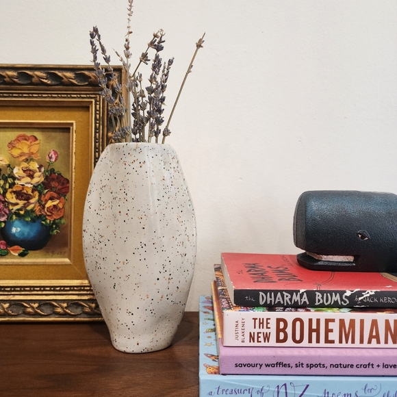 Studio Pottery Speckled Oval Ceramic Neutral Color Vase - Picture 2 of 9